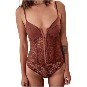 FREE PEOPLE INTIMATELY Night Rhythm Lace Bodysuit Purple Burgundy Sz M
